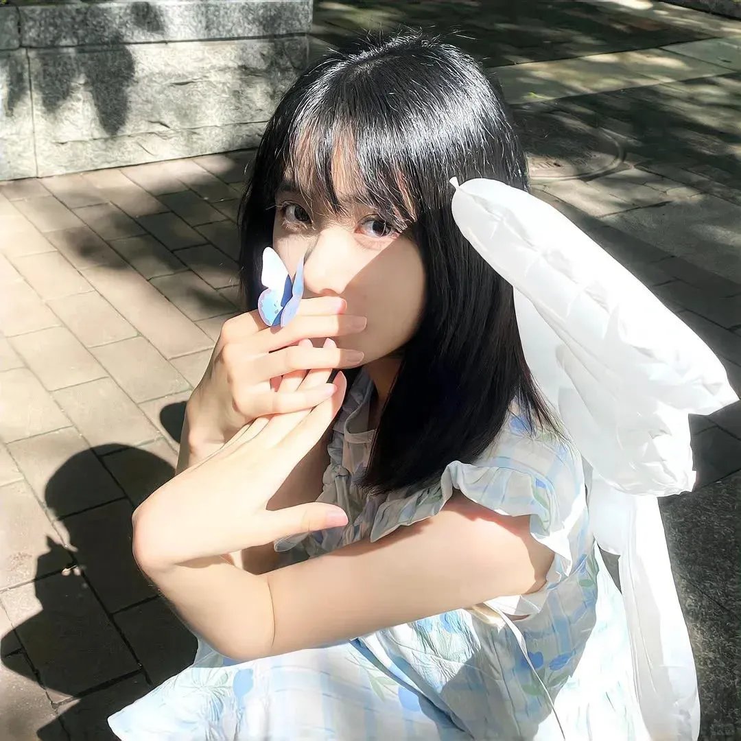 女孩的夏日秘密