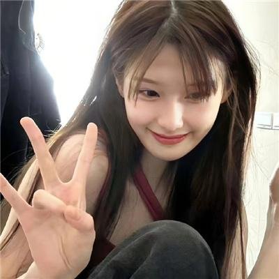 着牛仔裤的钟馗